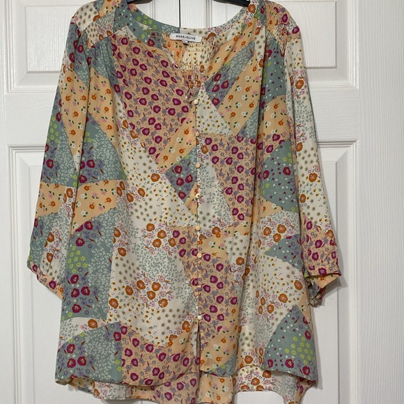 - ROSE + OLIVE Floral  Women's Top SIZE 2X - Picture 1 of 7